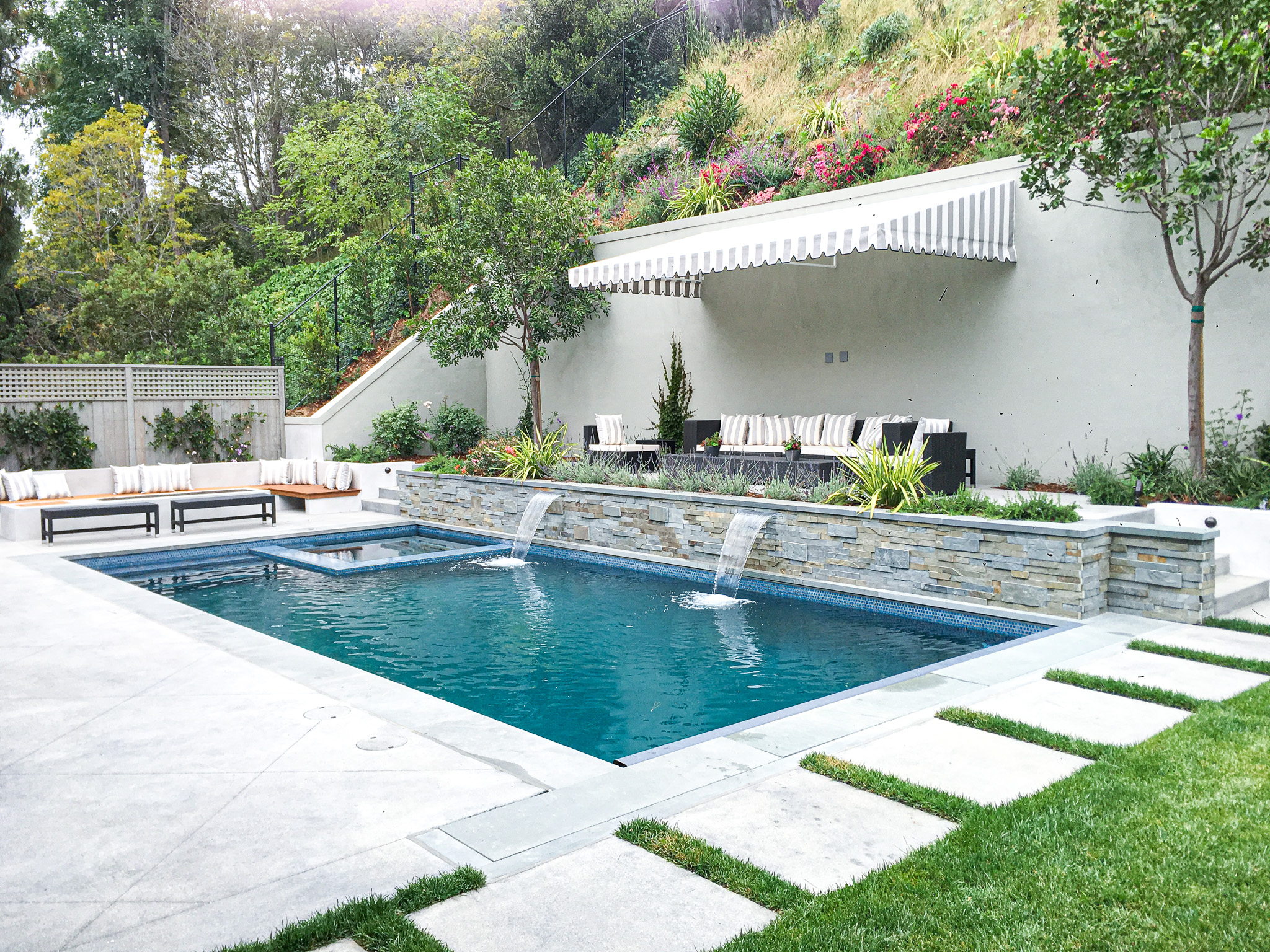 Custom spa and hot tub